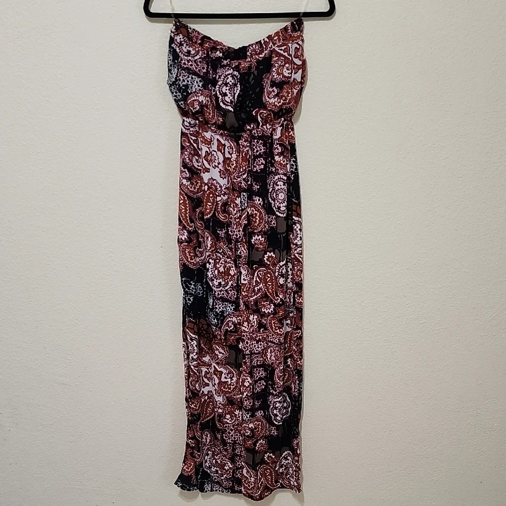 Elegant Paisley Maxi Dress - Picture 7 of 12
